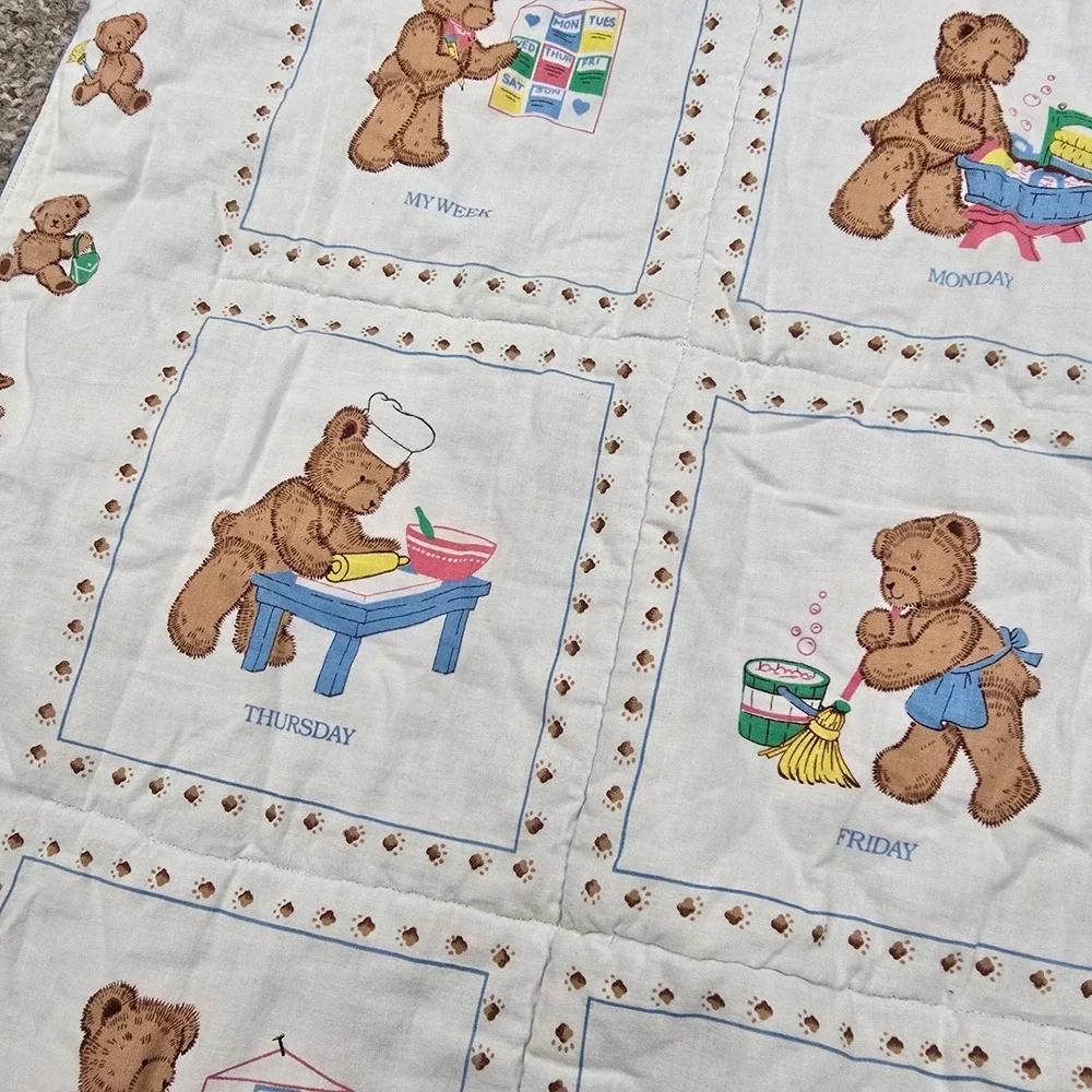Vintage‎ Days of the Week Teddy Bear Quilted Baby Blanket Blue White 47x39